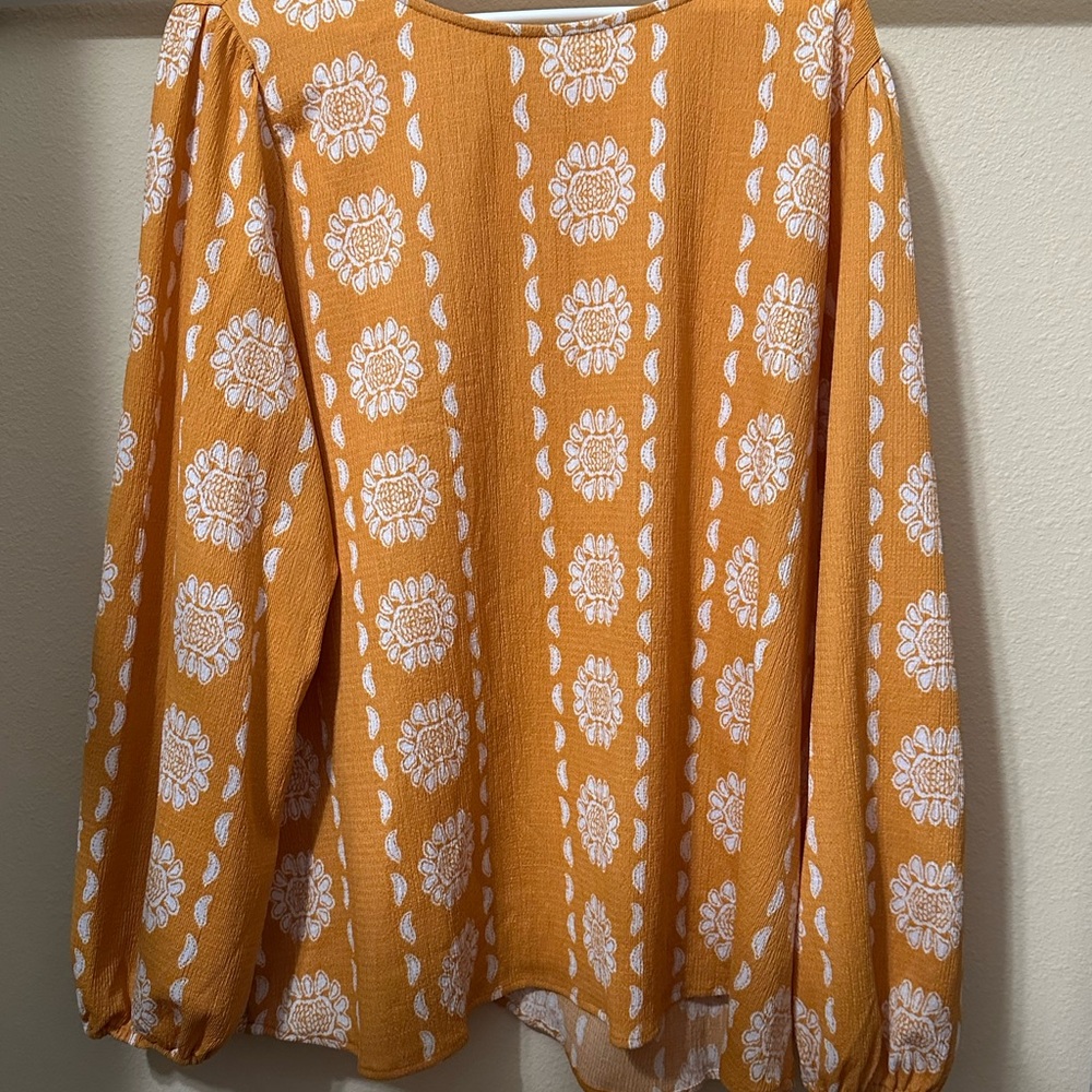 LuLaRoe Vivian Goldenrod Floral Long Sleeve Blouse - Picture 2 of 8